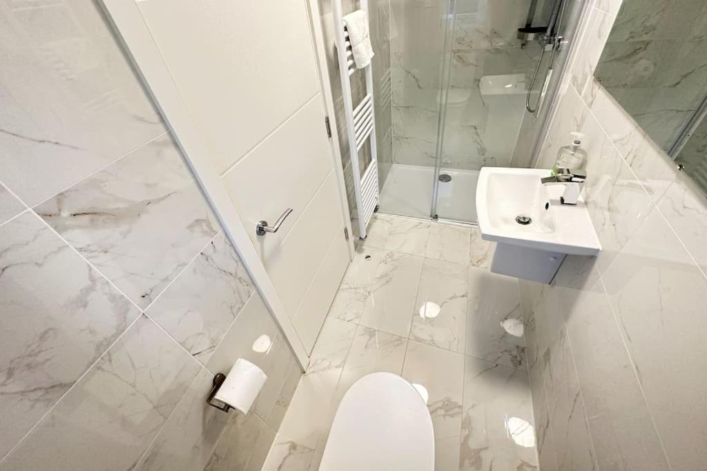 Paradigm House, Delightful 2-Bedroom Flat 4, Oksford Zewnętrze zdjęcie